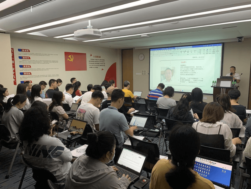 企業(yè)認可 | CDA數(shù)字化人才認證標(biāo)準(zhǔn)走進深圳前海微眾銀行